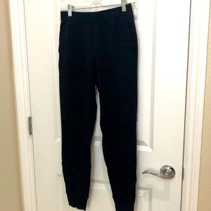 Uniqlo lightweight joggers. Black.